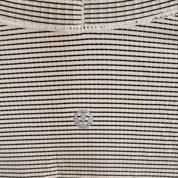 Lululemon | Swiftly Tech Black & White Stripe Long Sleeve Crew Top Thumbholes - Picture 5 of 6